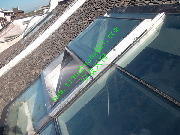 屋頂天窗材料分類有哪些種類？